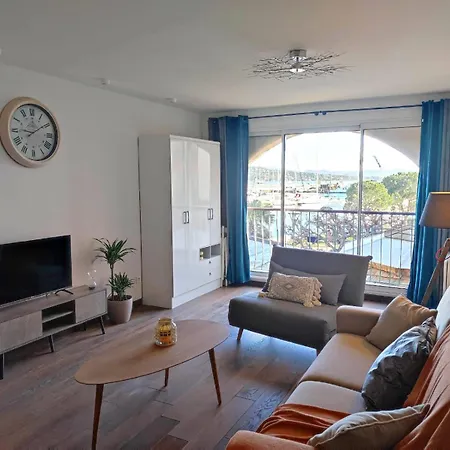 Apartment Sur Le Port Marina Palmu